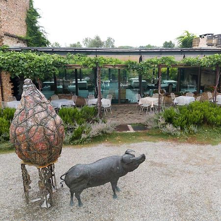 Antica Corte Pallavicina Relais Polesine Parmense Exterior photo